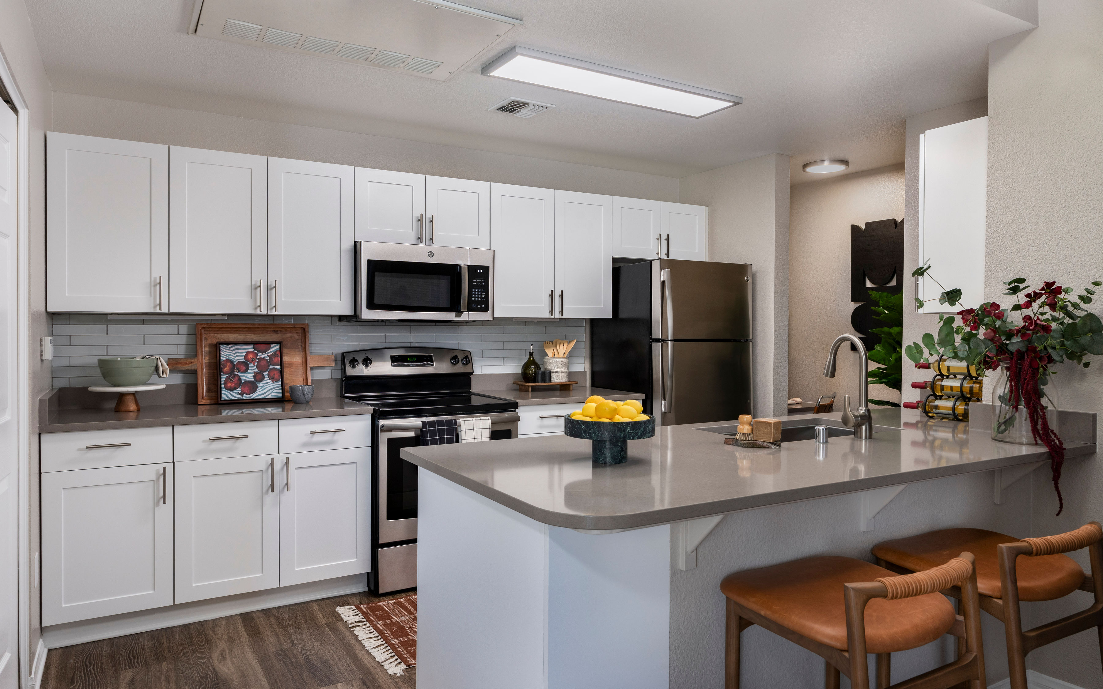 Montrachet Apartments photo 3